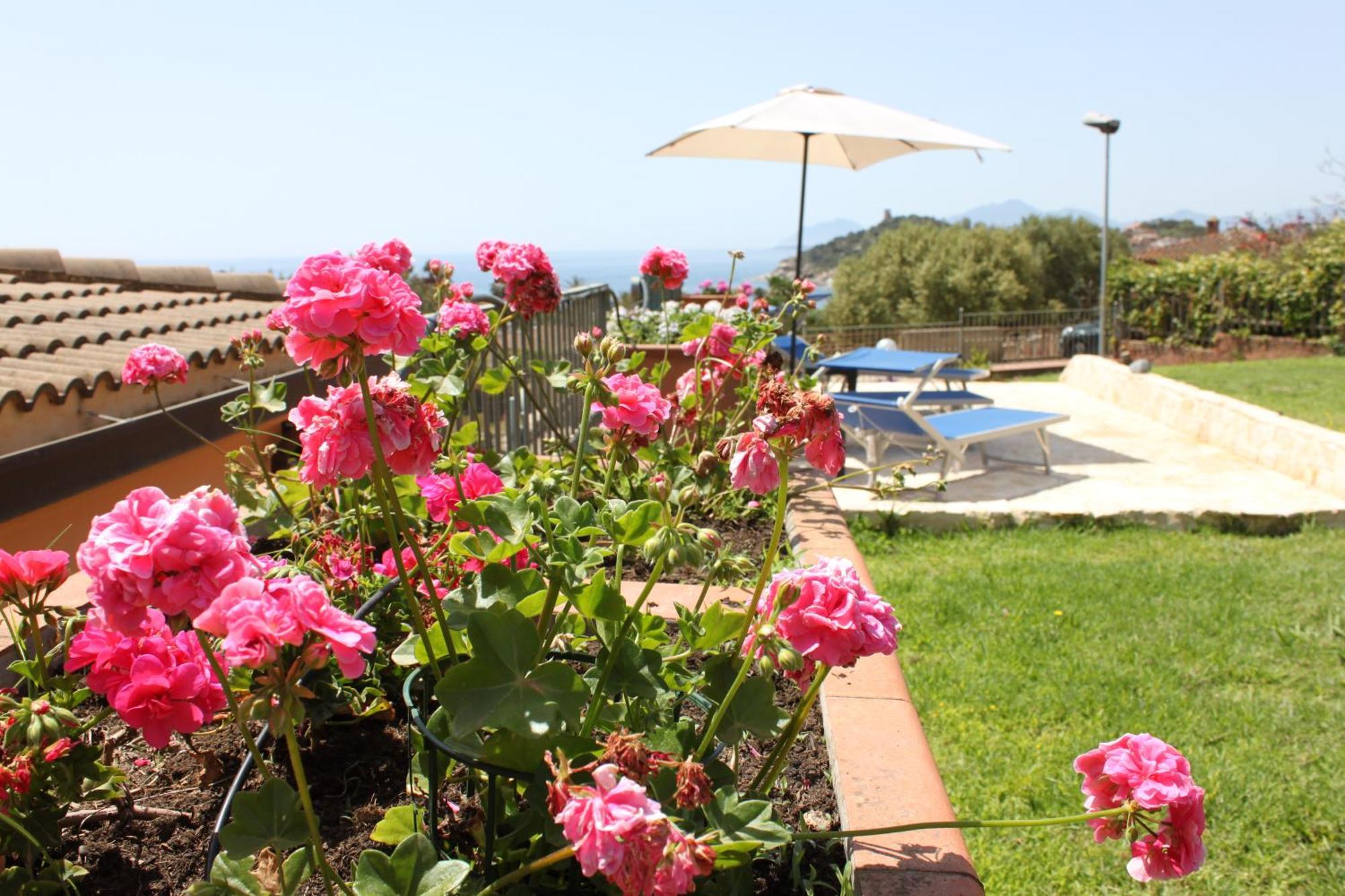 Aparthotel Arbatax Le Terrazze Sul Mare Exterior foto