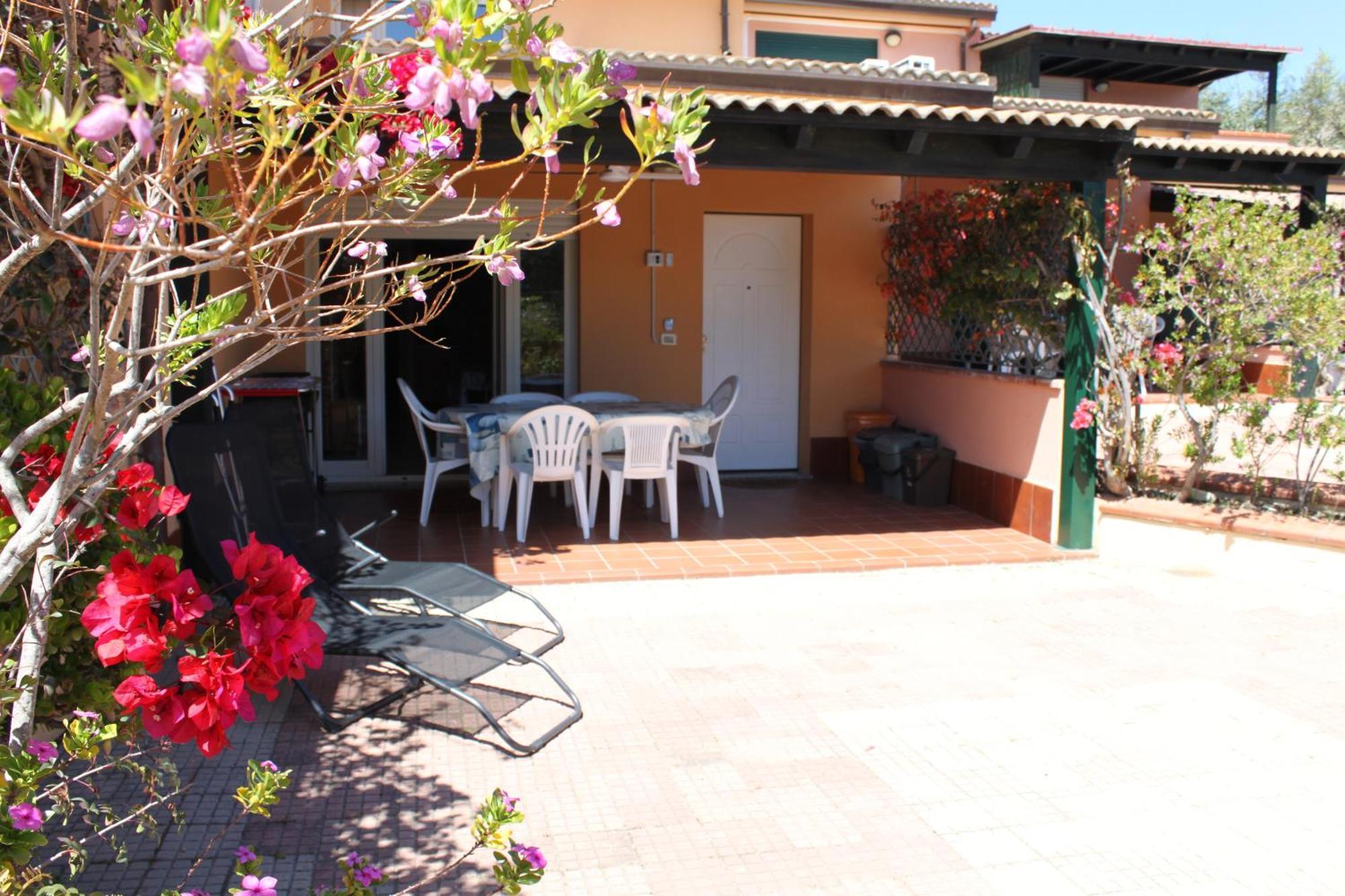 Aparthotel Arbatax Le Terrazze Sul Mare Exterior foto